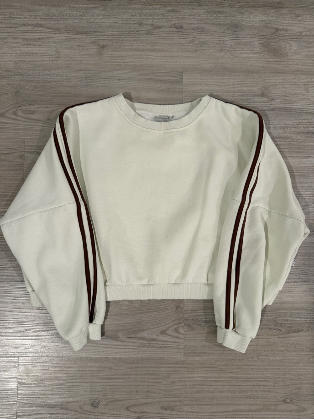 Rhythm Contrast Crew Neck Sweatshirt in Cream